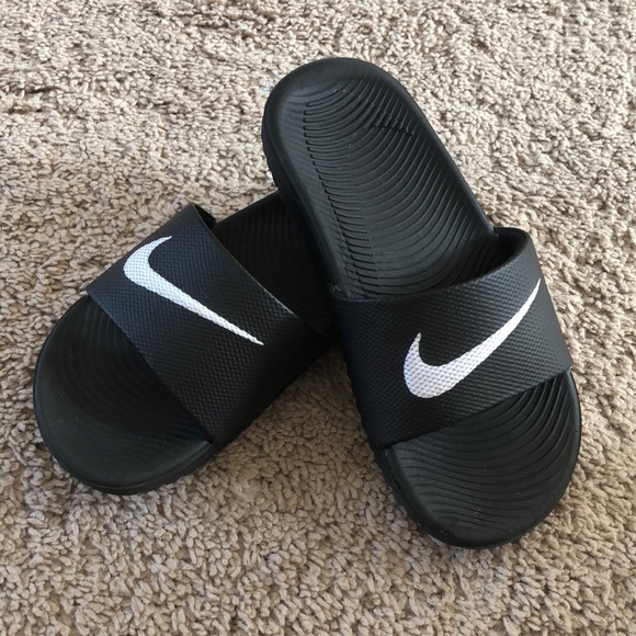 boys slip on sandals